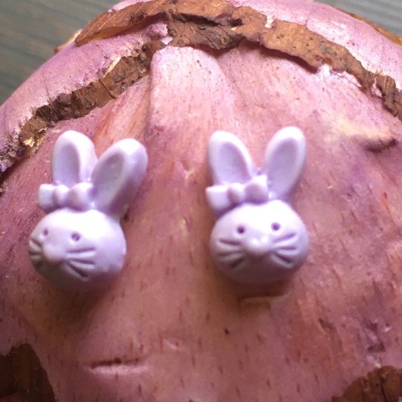๐Sale ๐2 for $10 NWOT post earrings purple bunnies kawaii summer fun - Picture 3 of 5